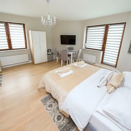 Villa Prestige Pokoje Goscinne *